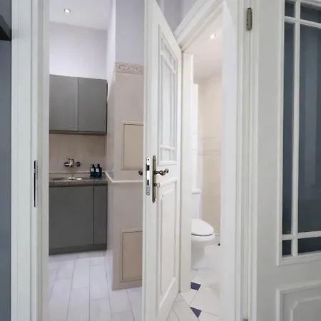 Apartment House Managers - Aura Sopot