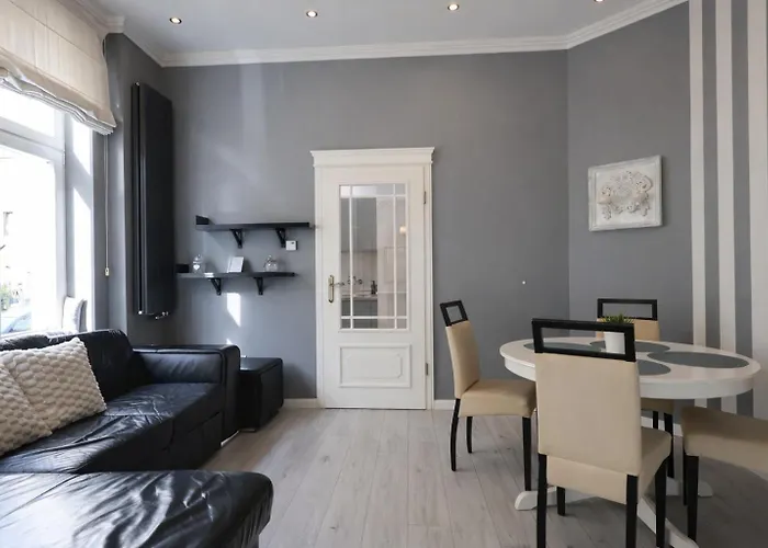 House Managers - Aura Apartment Sopot